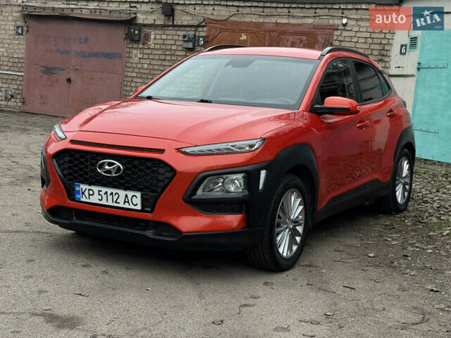 Оранжевый Хендай Kona, объемом двигателя 2 л и пробегом 106 тыс. км за 14600 $, фото 1 на Automoto.ua