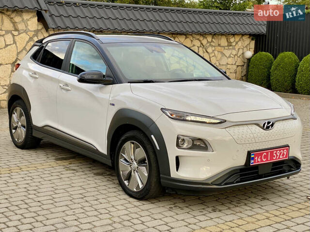 Білий Хендай Kona Electric, об'ємом двигуна 0 л та пробігом 68 тис. км за 19699 $, фото 1 на Automoto.ua