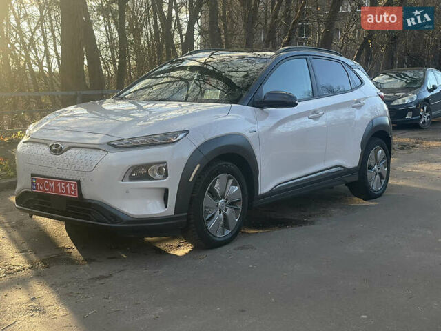Білий Хендай Kona Electric, об'ємом двигуна 0 л та пробігом 125 тис. км за 17800 $, фото 1 на Automoto.ua