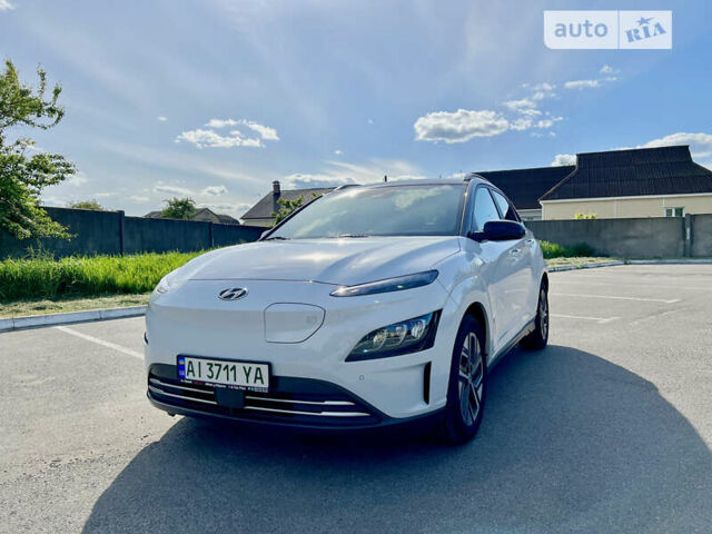 Білий Хендай Kona Electric, об'ємом двигуна 0 л та пробігом 43 тис. км за 24500 $, фото 1 на Automoto.ua