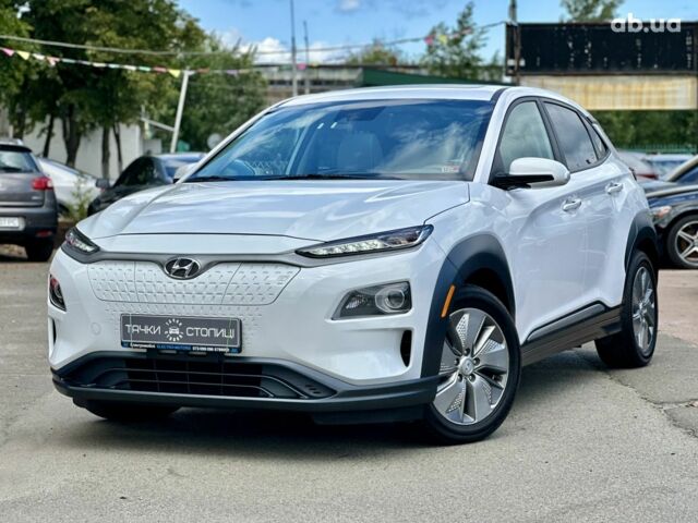 Белый Хендай Kona Electric, объемом двигателя 0 л и пробегом 149 тыс. км за 15350 $, фото 1 на Automoto.ua