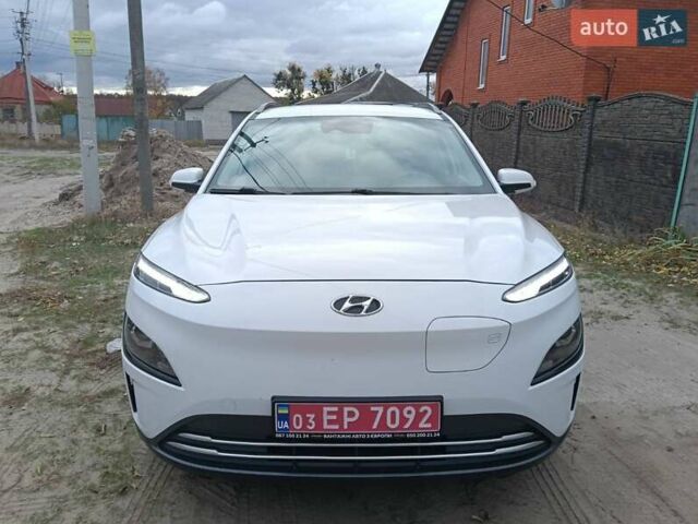 Білий Хендай Kona Electric, об'ємом двигуна 0 л та пробігом 59 тис. км за 17200 $, фото 1 на Automoto.ua