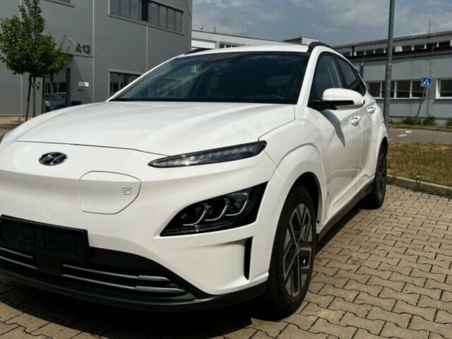 Белый Хендай Kona Electric, объемом двигателя 0.06 л и пробегом 7 тыс. км за 43800 $, фото 1 на Automoto.ua