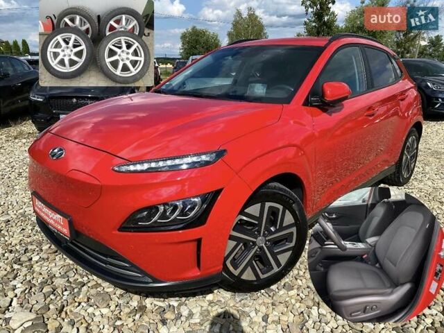 Красный Хендай Kona Electric, объемом двигателя 0 л и пробегом 117 тыс. км за 19200 $, фото 1 на Automoto.ua