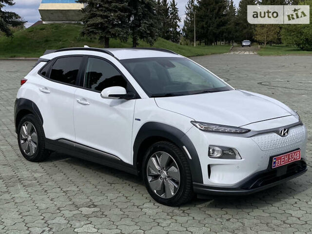 Хендай Kona Electric, объемом двигателя 0 л и пробегом 105 тыс. км за 17700 $, фото 1 на Automoto.ua