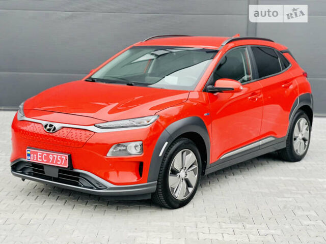 Хендай Kona Electric, объемом двигателя 0 л и пробегом 125 тыс. км за 18500 $, фото 1 на Automoto.ua