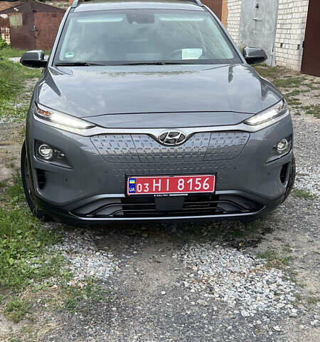 Хендай Kona Electric, объемом двигателя 0 л и пробегом 98 тыс. км за 18500 $, фото 1 на Automoto.ua
