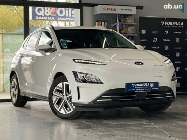 Хендай Kona Electric, объемом двигателя 0 л и пробегом 45 тыс. км за 22777 $, фото 1 на Automoto.ua