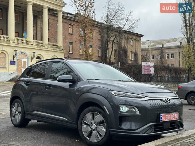Сірий Хендай Kona Electric, об'ємом двигуна 0 л та пробігом 154 тис. км за 19500 $, фото 1 на Automoto.ua