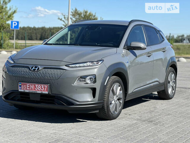 Сірий Хендай Kona Electric, об'ємом двигуна 0 л та пробігом 94 тис. км за 16999 $, фото 1 на Automoto.ua