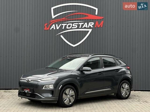 Сірий Хендай Kona Electric, об'ємом двигуна 0 л та пробігом 63 тис. км за 18500 $, фото 1 на Automoto.ua
