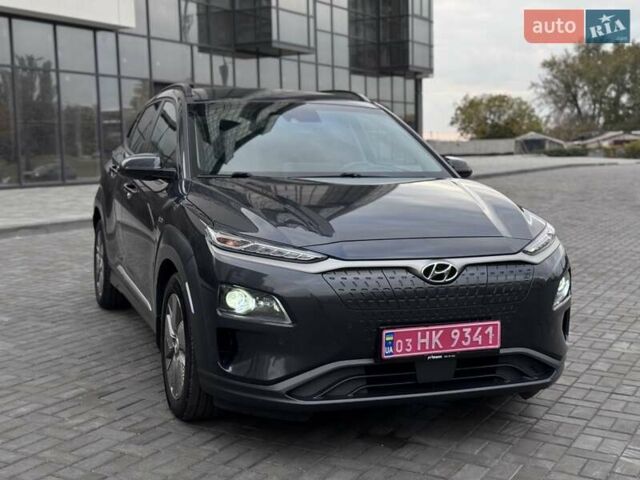 Сірий Хендай Kona Electric, об'ємом двигуна 0 л та пробігом 88 тис. км за 18700 $, фото 1 на Automoto.ua