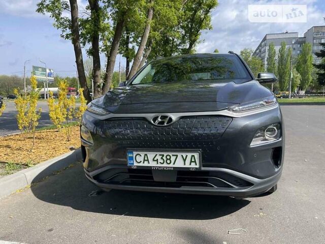 Сірий Хендай Kona Electric, об'ємом двигуна 0 л та пробігом 18 тис. км за 22900 $, фото 1 на Automoto.ua