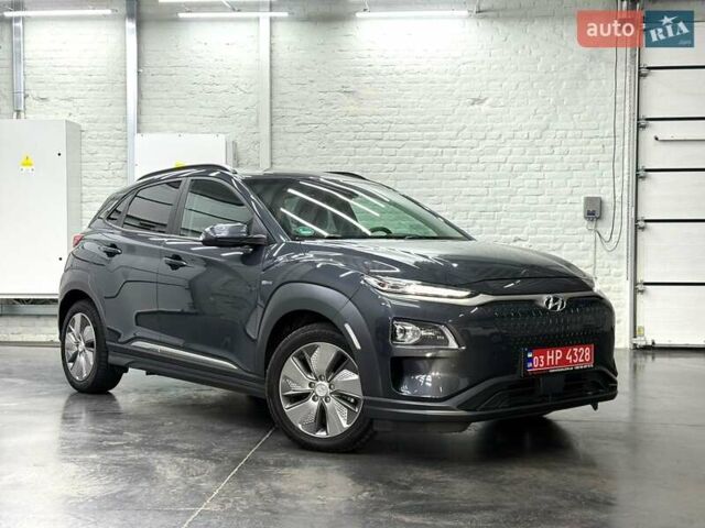 Сірий Хендай Kona Electric, об'ємом двигуна 0 л та пробігом 95 тис. км за 18974 $, фото 1 на Automoto.ua