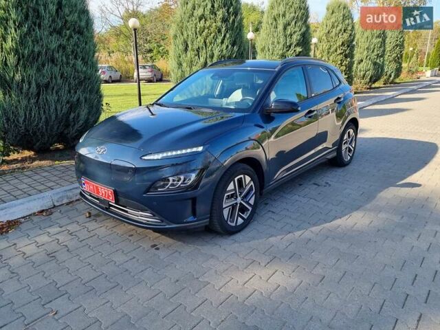 Серый Хендай Kona Electric, объемом двигателя 0 л и пробегом 42 тыс. км за 21500 $, фото 1 на Automoto.ua