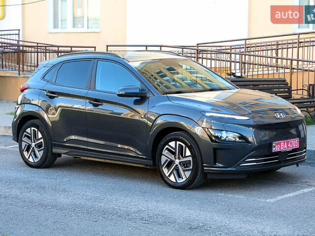 Сірий Хендай Kona Electric, об'ємом двигуна 0 л та пробігом 37 тис. км за 19300 $, фото 1 на Automoto.ua