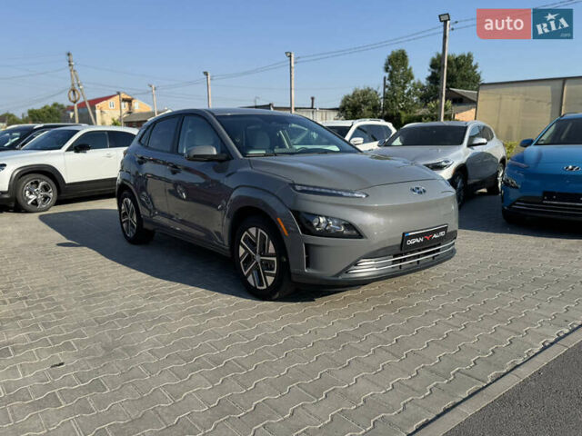 Серый Хендай Kona Electric, объемом двигателя 0 л и пробегом 66 тыс. км за 21500 $, фото 1 на Automoto.ua