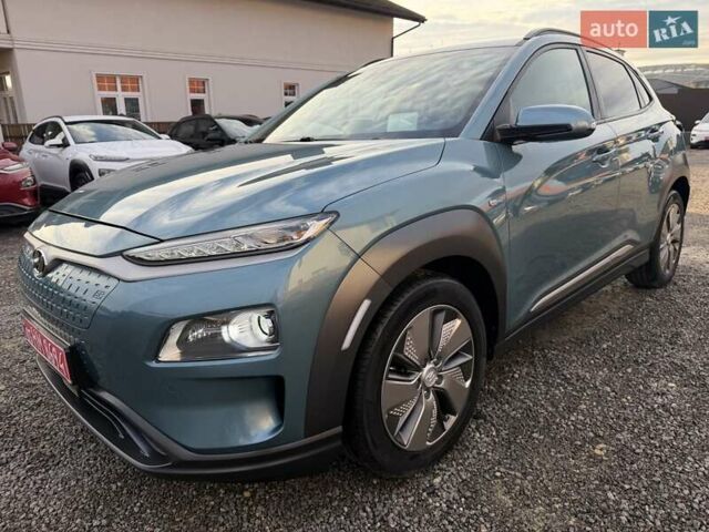 Синий Хендай Kona Electric, объемом двигателя 0 л и пробегом 73 тыс. км за 16850 $, фото 1 на Automoto.ua