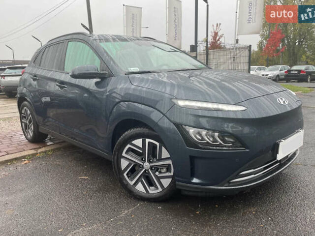 Синий Хендай Kona Electric, объемом двигателя 0 л и пробегом 30 тыс. км за 5000 $, фото 1 на Automoto.ua