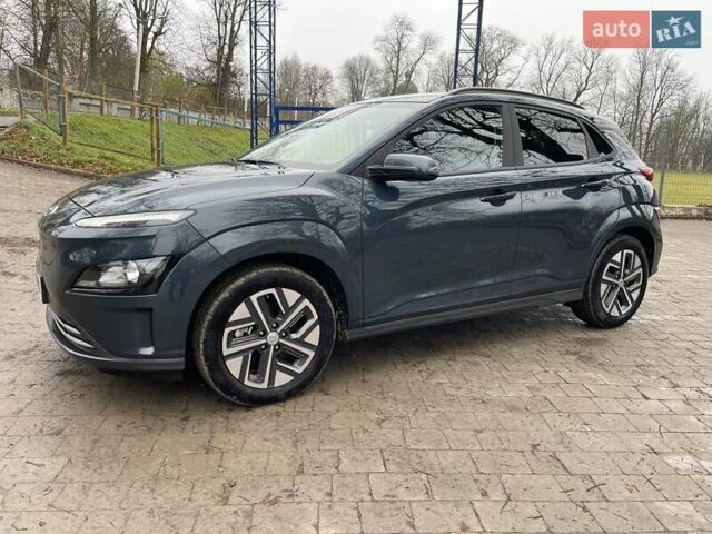 Синий Хендай Kona Electric, объемом двигателя 0 л и пробегом 40 тыс. км за 16800 $, фото 1 на Automoto.ua