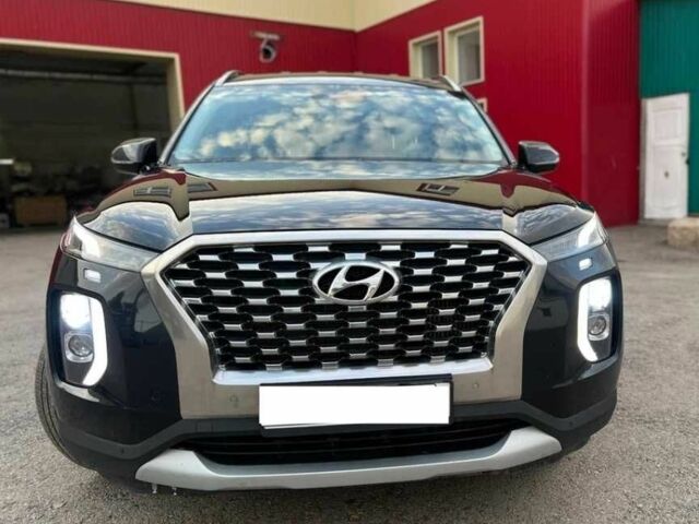 Черный Хендай Palisade, объемом двигателя 0 л и пробегом 98 тыс. км за 29400 $, фото 1 на Automoto.ua