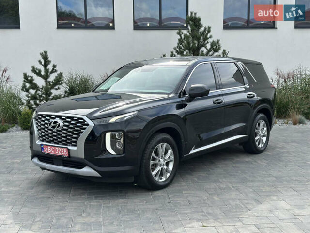 Черный Хендай Palisade, объемом двигателя 3.78 л и пробегом 143 тыс. км за 22300 $, фото 1 на Automoto.ua