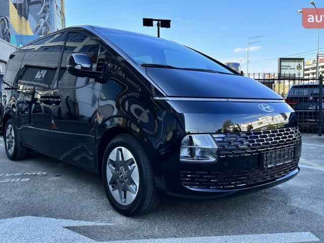 Хендай Staria, объемом двигателя 2.2 л и пробегом 0 тыс. км за 53057 $, фото 1 на Automoto.ua