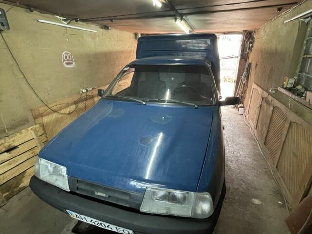Синий ИЖ 2117, объемом двигателя 1.6 л и пробегом 98 тыс. км за 1345 $, фото 1 на Automoto.ua