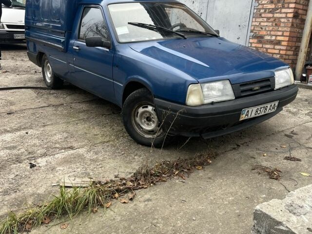 Синий ИЖ 2117, объемом двигателя 0 л и пробегом 200 тыс. км за 1000 $, фото 1 на Automoto.ua