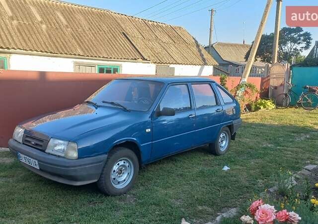 Синий ИЖ 2126, объемом двигателя 1.6 л и пробегом 54 тыс. км за 1150 $, фото 1 на Automoto.ua