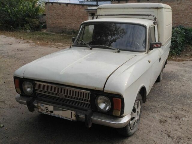 ИЖ 2715 1985 в Александровка на Automoto.ua Белый ИЖ 2715, объемом двигателя 0 л и пробегом 111 тыс. км за 363 $, фото 1 на Automoto.ua