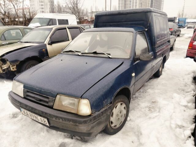 Синий ИЖ 2715, объемом двигателя 0 л и пробегом 214 тыс. км за 650 $, фото 1 на Automoto.ua