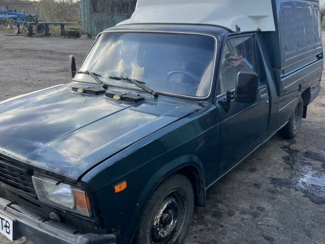 Зеленый ИЖ 2715, объемом двигателя 1.6 л и пробегом 163 тыс. км за 1800 $, фото 1 на Automoto.ua