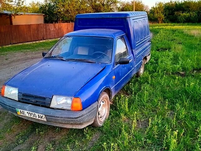 Синий ИЖ 2717, объемом двигателя 1.6 л и пробегом 0 тыс. км за 500 $, фото 1 на Automoto.ua