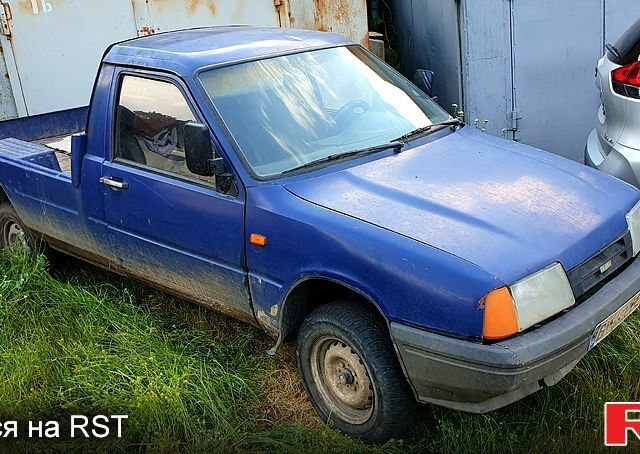 Синий ИЖ 2717, объемом двигателя 1.6 л и пробегом 100 тыс. км за 2000 $, фото 1 на Automoto.ua