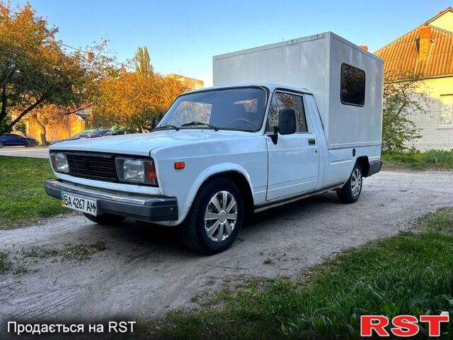 Білий ІЖ 27175, об'ємом двигуна 1.6 л та пробігом 100 тис. км за 750 $, фото 1 на Automoto.ua