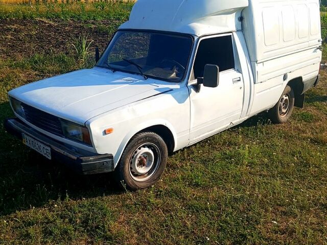 Білий ІЖ 27175, об'ємом двигуна 1.6 л та пробігом 120 тис. км за 980 $, фото 1 на Automoto.ua