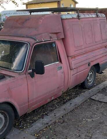 Красный ИЖ 27175, объемом двигателя 1.6 л и пробегом 120 тыс. км за 850 $, фото 1 на Automoto.ua
