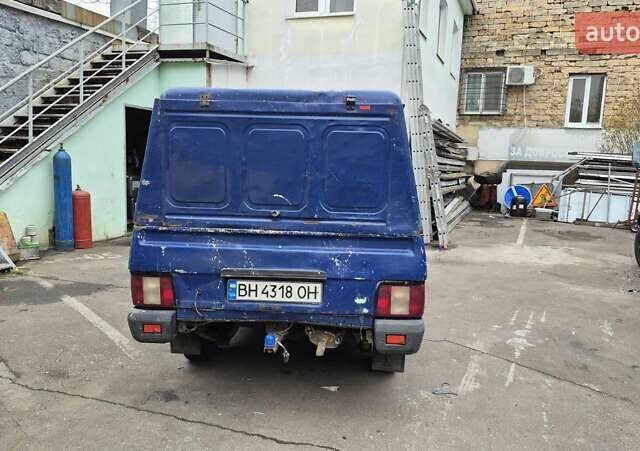 Синий ИЖ 27175, объемом двигателя 1.57 л и пробегом 40 тыс. км за 1300 $, фото 1 на Automoto.ua