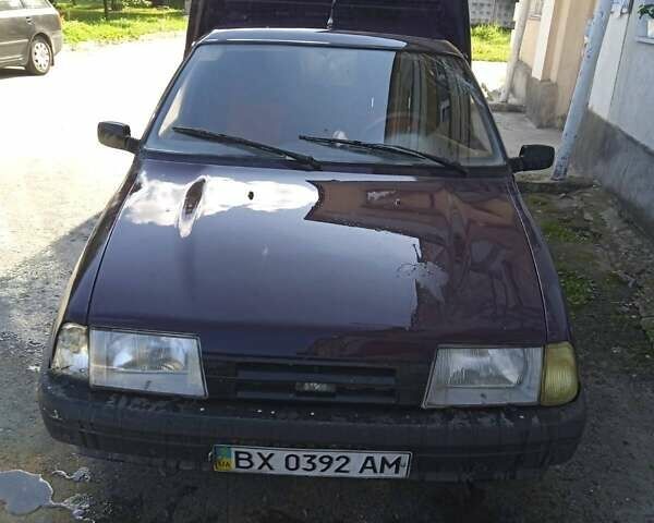 Фіолетовий ІЖ 2717 Ода, об'ємом двигуна 1.6 л та пробігом 150 тис. км за 875 $, фото 1 на Automoto.ua