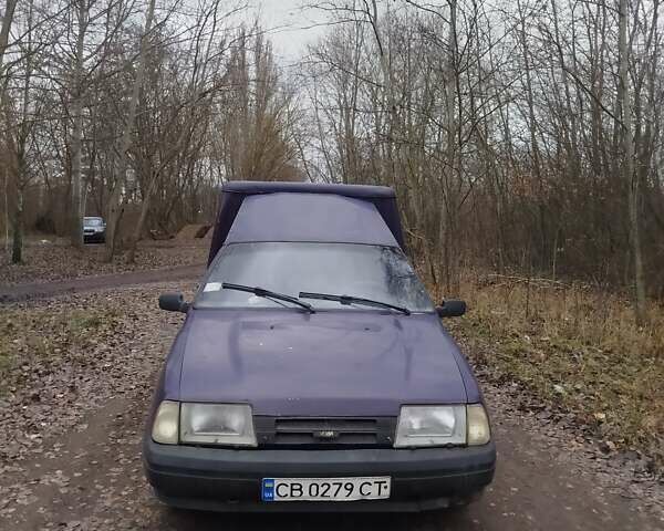 Фиолетовый ИЖ 2717 Ода, объемом двигателя 1.57 л и пробегом 200 тыс. км за 700 $, фото 1 на Automoto.ua