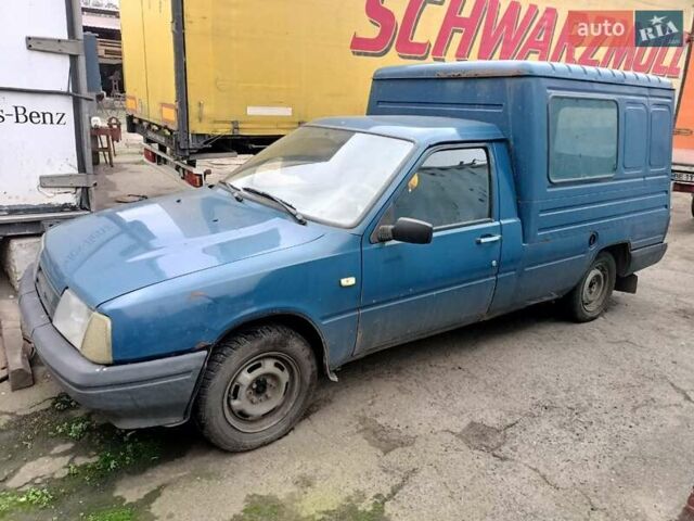 Синий ИЖ 2717 Ода, объемом двигателя 1.57 л и пробегом 350 тыс. км за 970 $, фото 1 на Automoto.ua