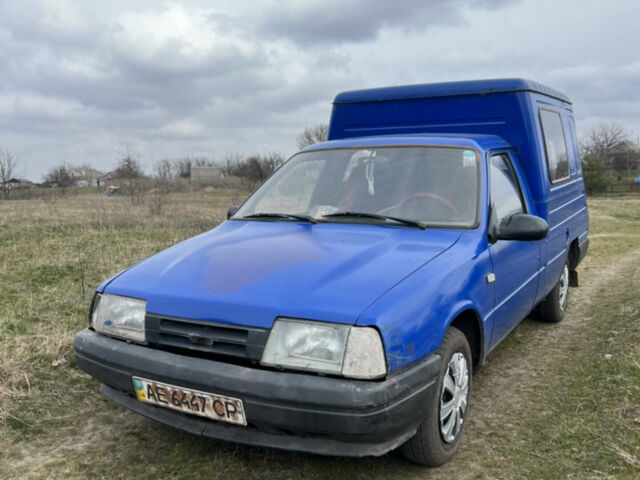Синій ІЖ 2717 Ода, об'ємом двигуна 1.57 л та пробігом 200 тис. км за 1000 $, фото 1 на Automoto.ua