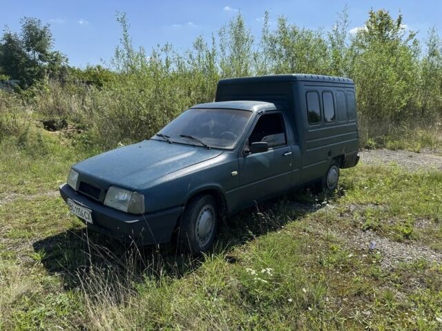 Зелений ІЖ 2717 Ода, об'ємом двигуна 1.6 л та пробігом 250 тис. км за 1200 $, фото 1 на Automoto.ua