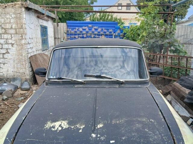 Желтый ИЖ 412, объемом двигателя 0 л и пробегом 800 тыс. км за 387 $, фото 1 на Automoto.ua