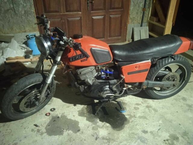 ИЖ Другая, объемом двигателя 0.35 л и пробегом 0 тыс. км за 404 $, фото 1 на Automoto.ua