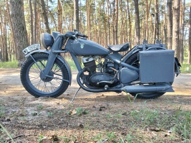 ИЖ Другая 1950 в Сумах на Automoto.ua ИЖ Другая, объемом двигателя 0.35 л и пробегом 0 тыс. км за 4900 $, фото 1 на Automoto.ua