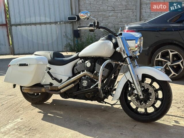 Індіан Chieftain, об'ємом двигуна 1.81 л та пробігом 35 тис. км за 11500 $, фото 1 на Automoto.ua