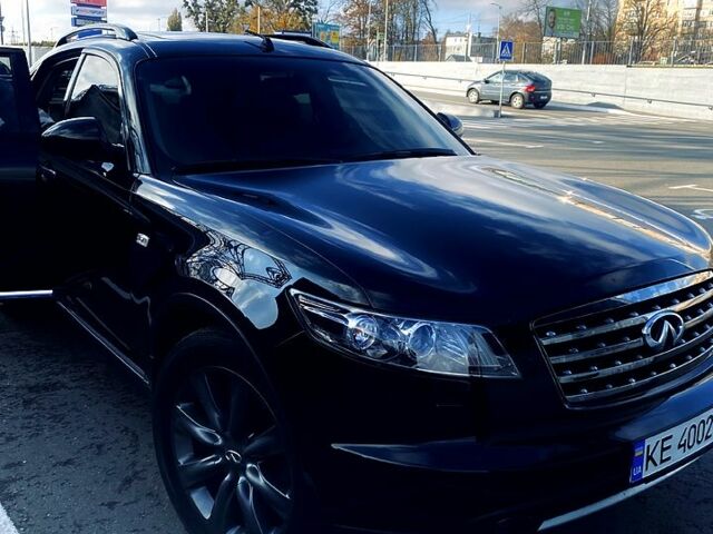 Черный Инфинити ФХ, объемом двигателя 3.5 л и пробегом 246 тыс. км за 10300 $, фото 1 на Automoto.ua