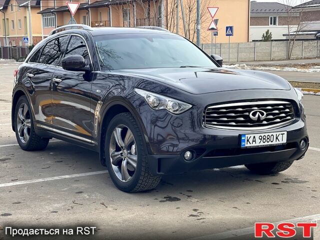 Коричневий Інфініті ФХ, об'ємом двигуна 3.7 л та пробігом 112 тис. км за 16000 $, фото 1 на Automoto.ua